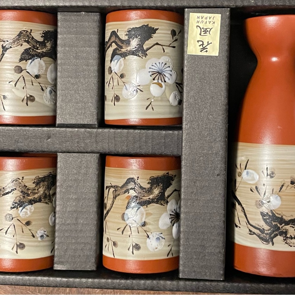 Sake Cherry blossom Sake set.Terracotta Japanese style.